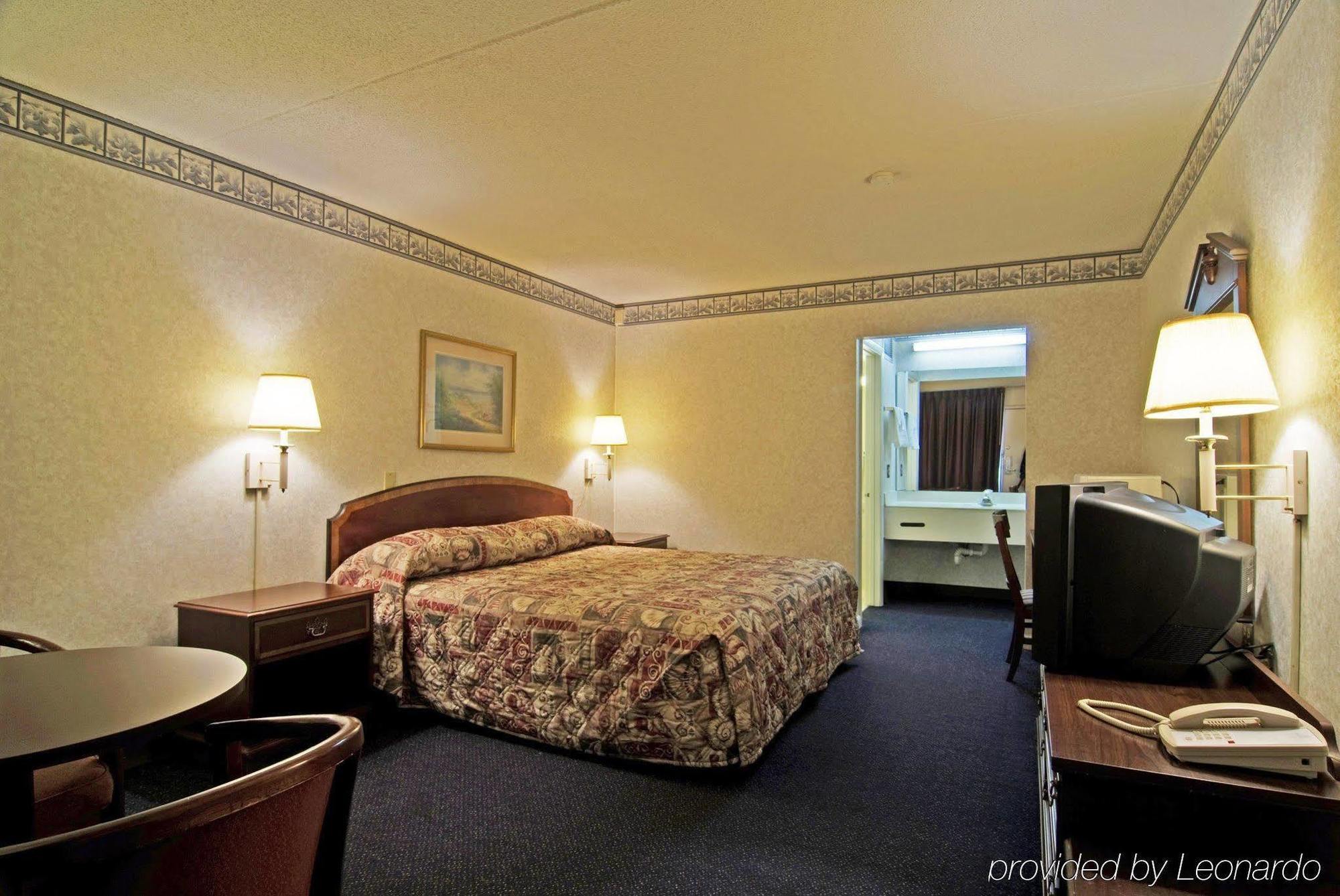 Days Inn By Wyndham Monroe Nc Værelse billede